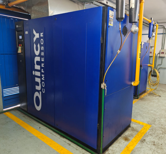 Compresores de tornillo rotativo lubricado Quincy Compressor